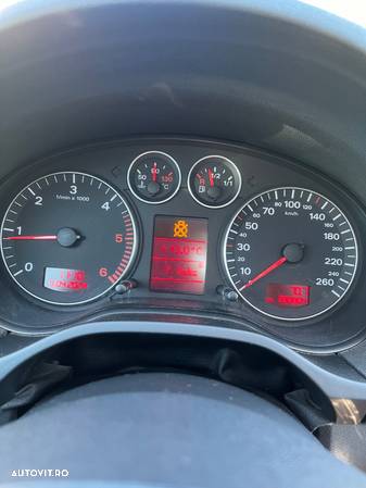 Audi A3 Sportback 2.0 TDI Ambiente - 13