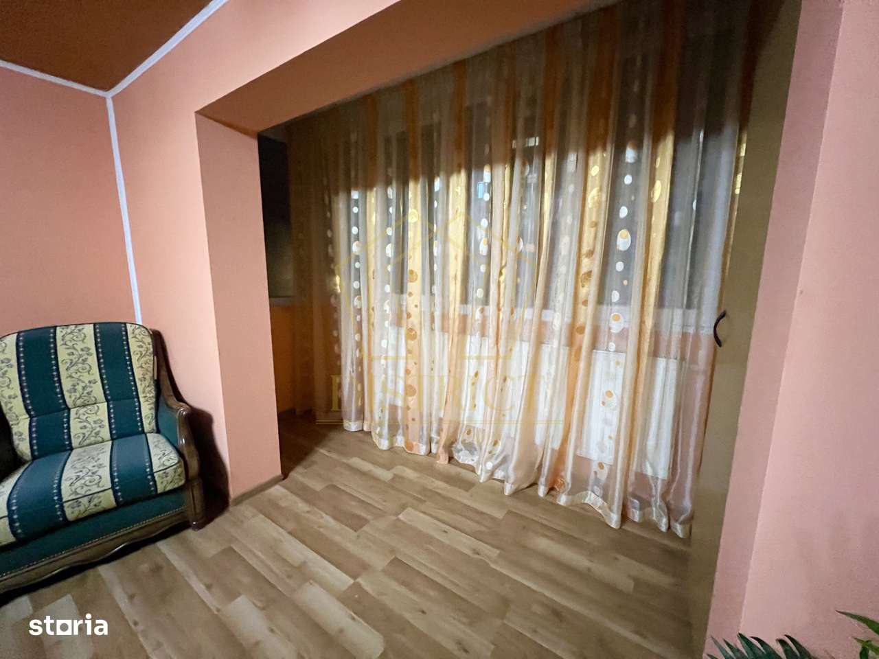 Apartament spatios cu 3 camere | Dambovita | Restaurant Nora - Imagine principală: 5/13