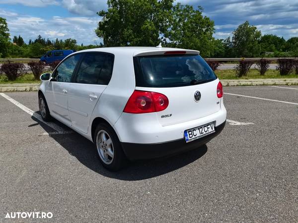 Volkswagen Golf 1.4 TSI Highline - 3