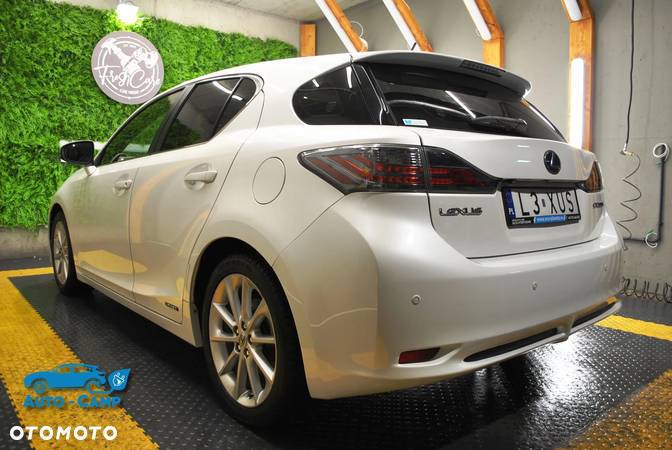 Lexus CT 200h Luxury Line - 33