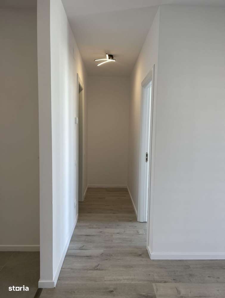 Studio Dublu H Pipera Lake- Rond OMV - Comision 0 - Imagine principală: 2/8