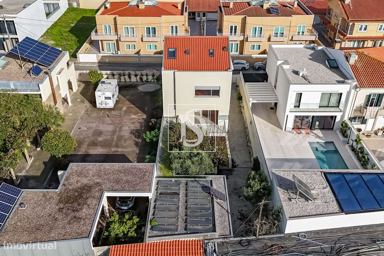 Moradia T3 individual com jardim e garagem na Póvoa de Varzim-37