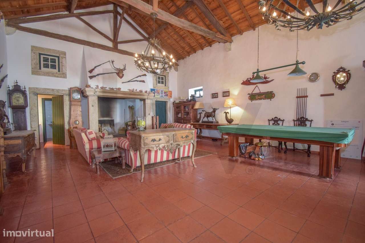 Quinta com Solar e Capela - Referência Histórica em Mafra-10