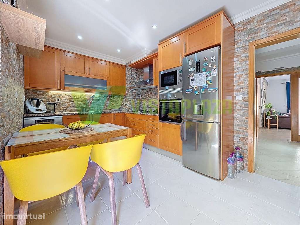 Apartamento T3 em Portimão na Raminha com Excelente Exposição Solar... - Grande imagem: 3/26