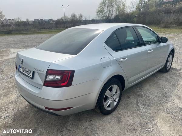 Skoda Octavia 1.6 TDI Style - 3