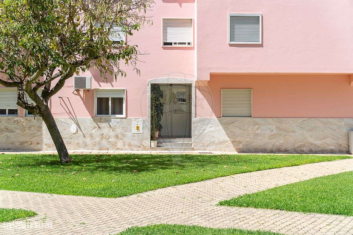 Apartamento T3 para venda na Quinta do Conde-27