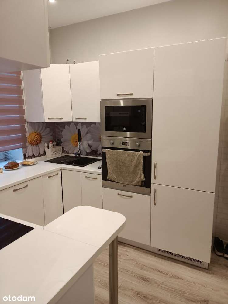 Sprzedam duże przestronne mieszkanie w centrum - Pełny obrazek: 5/18