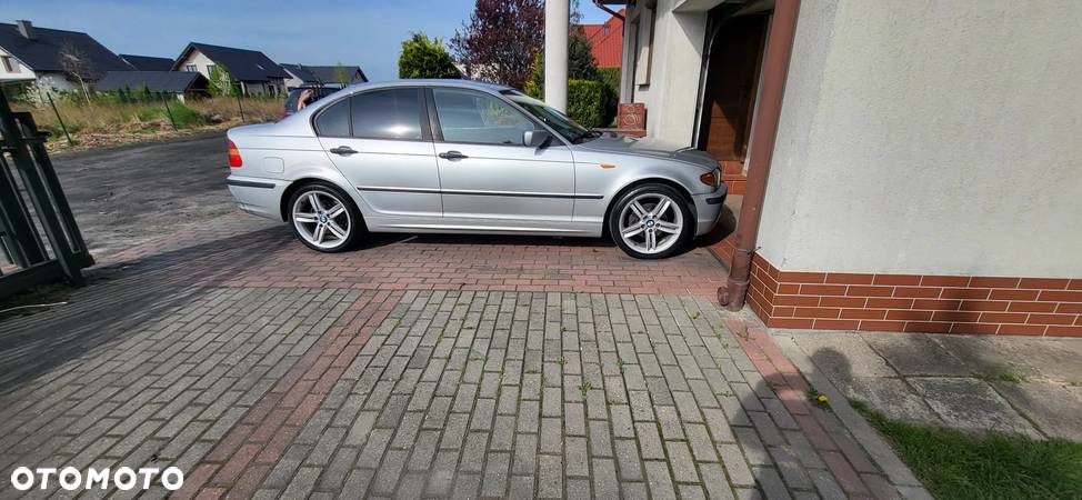 BMW Seria 3 316i - 1