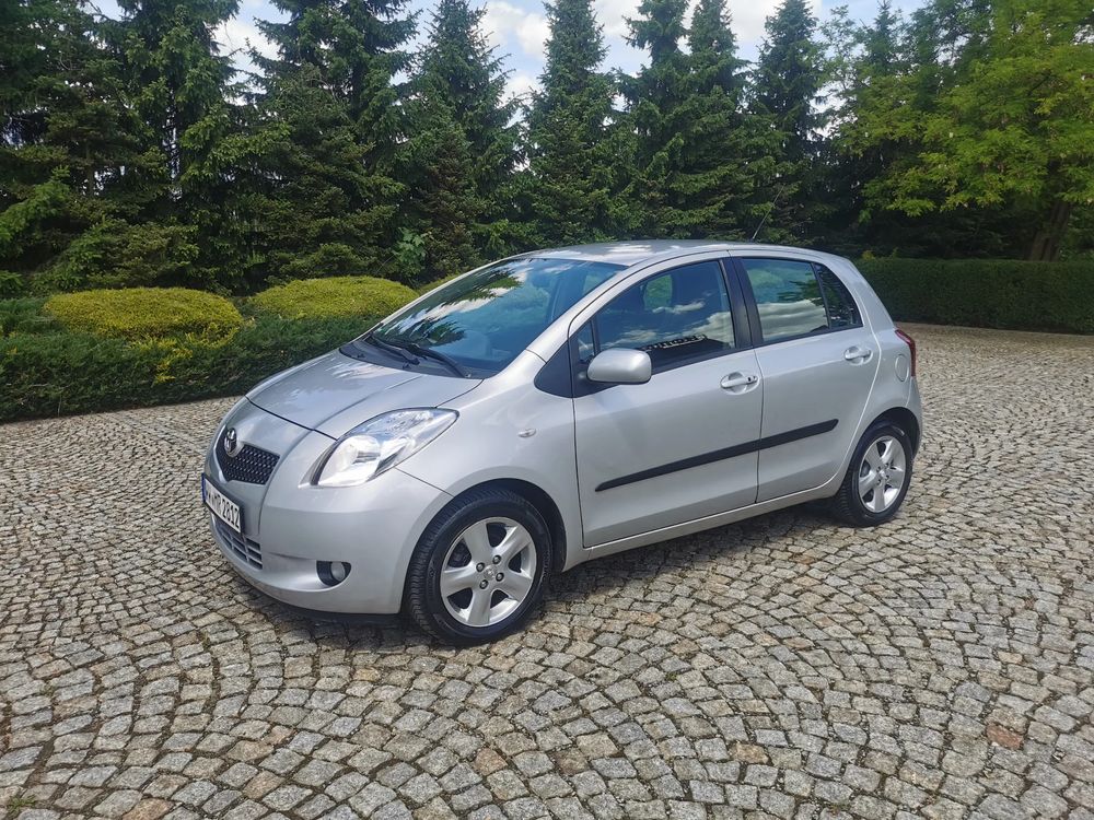 Toyota Yaris II 1.33 VVT-i Executive 2006