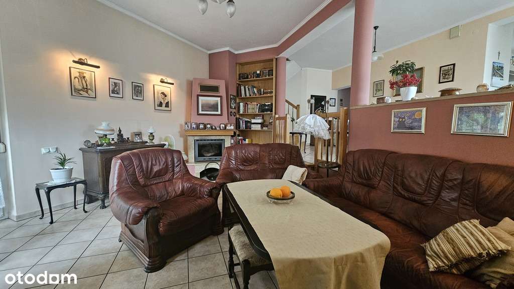 Na sprzedaż  idealny dom dla Rodziny-9