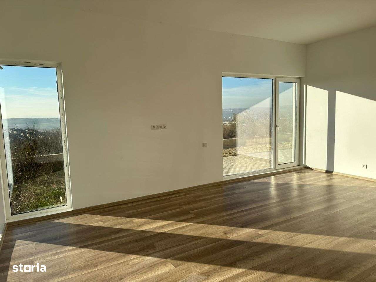 Casa Cuplata, acces privat , Finisata la cheie.-14