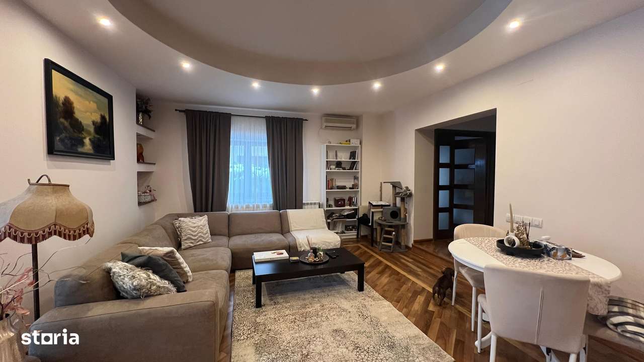 Vila Damaroaia - langa lacul Grivita-1