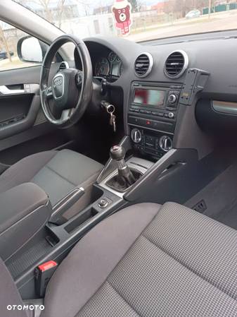 Audi A3 1.9 TDI Ambiente - 5