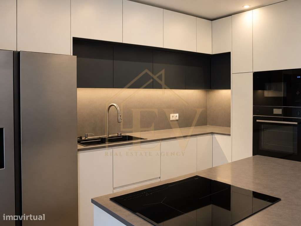 Apartamento T3 totalmente renovado em Ermesinde l Porto-1