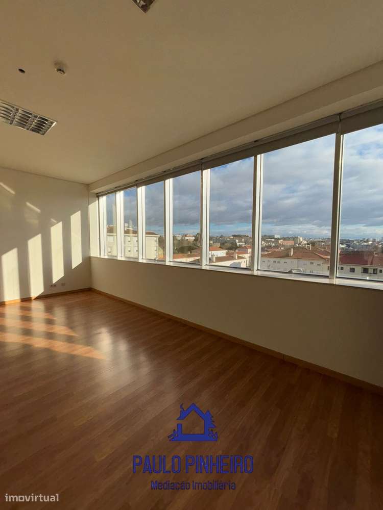 Arrenda se Escritório Matosinhos - Grande imagem: 5/8