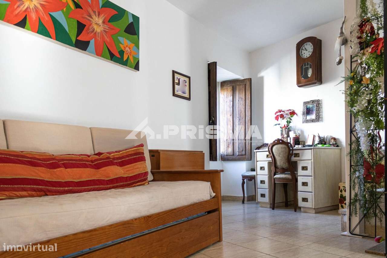 Moradia em banda para venda em Alcains-23