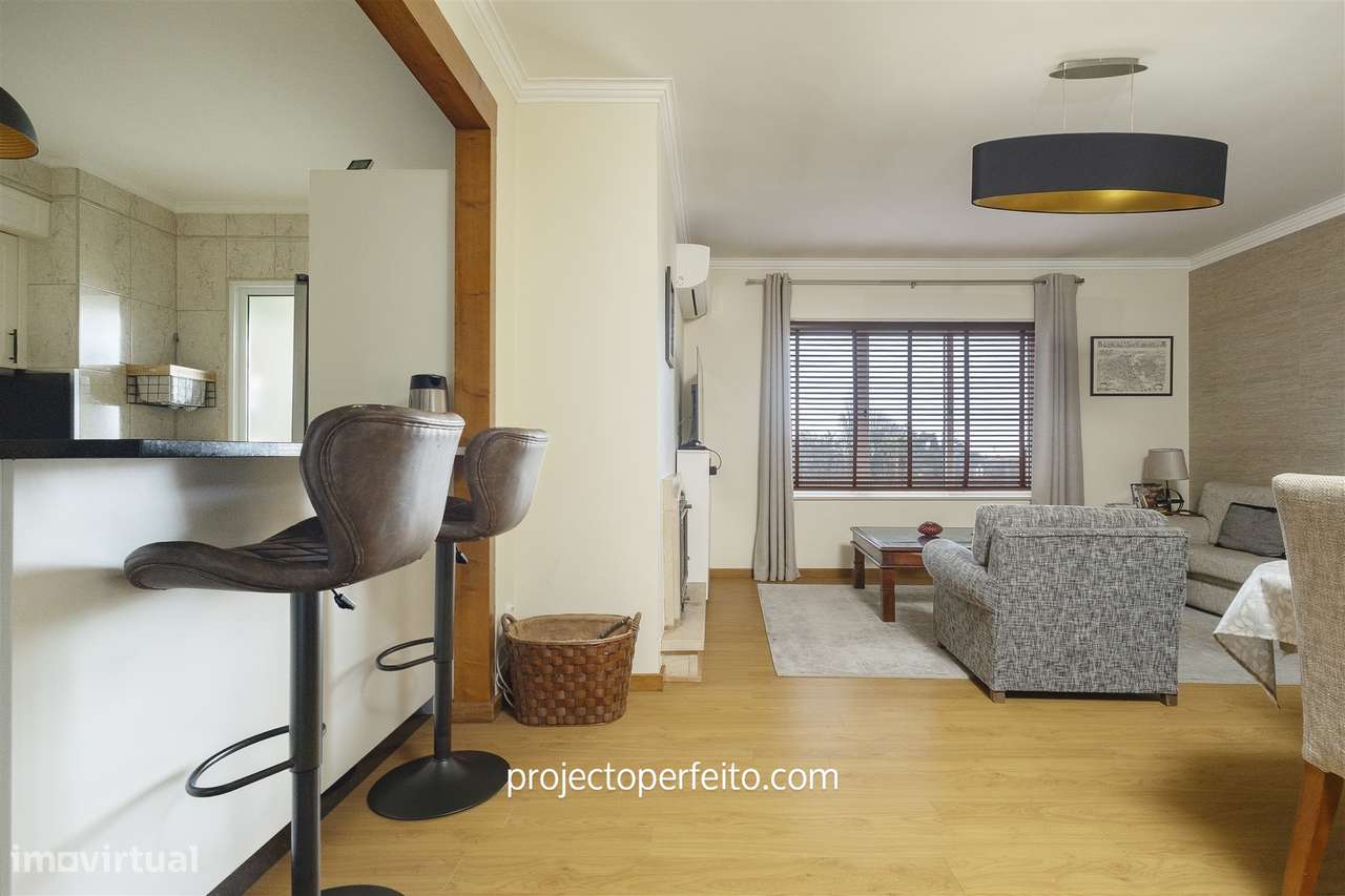 Apartamento T4 DUPLEX Venda em Paços de Brandão,Santa Maria da Feira - Grande imagem: 3/25