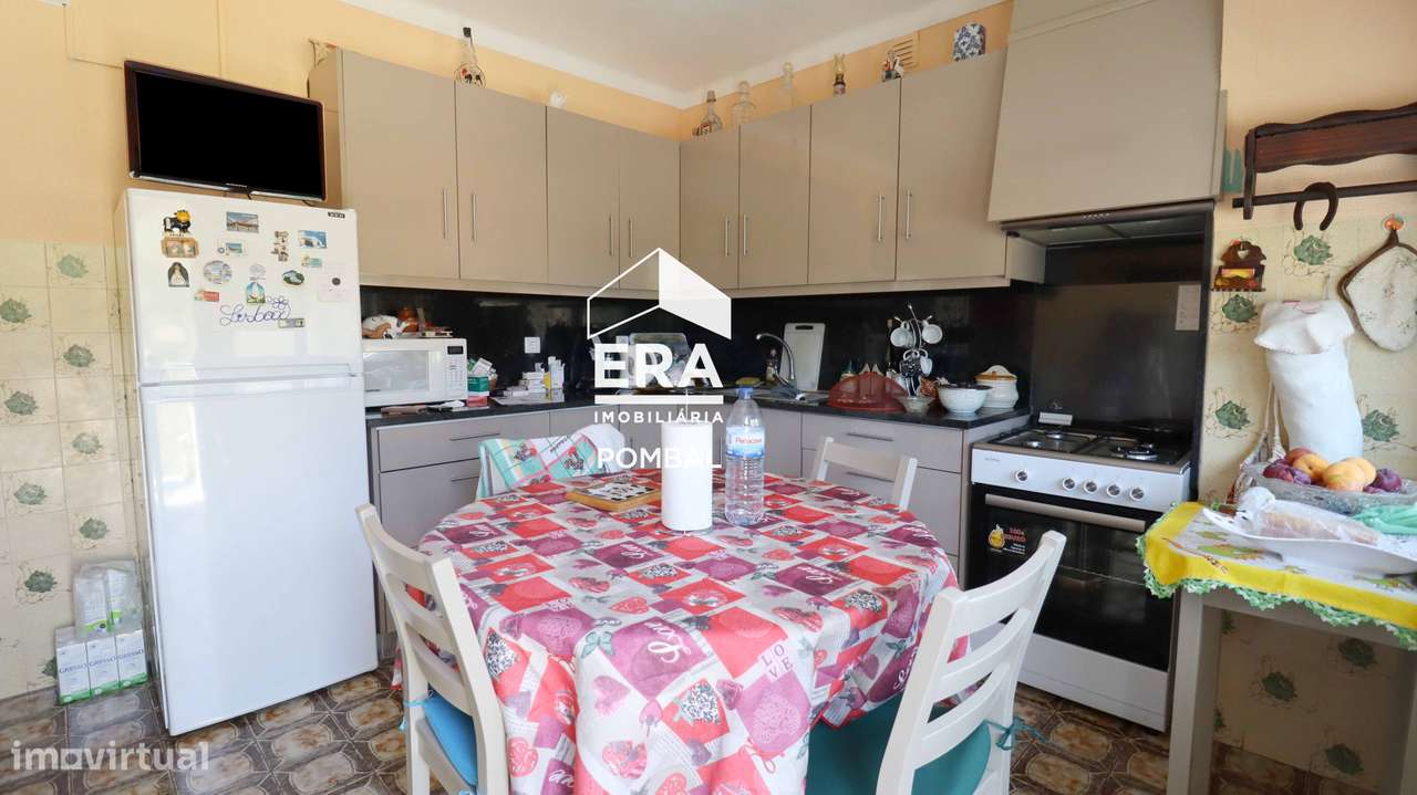 Moradia, 230 m², Santiago e São Simão de Litém e Albergaria dos Doze - Grande imagem: 3/23