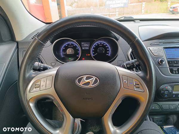 Hyundai ix35 2.0 4WD Style - 23