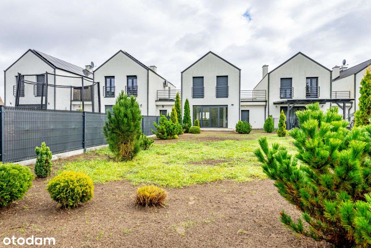 Dom w zabudowie szeregowej Radzyny-3