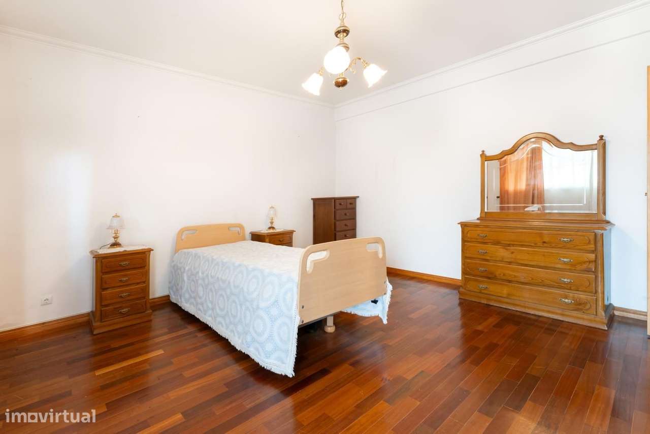 Moradia Geminada T5 + 2 com estacionamento, Alcabideche, Cascais-26