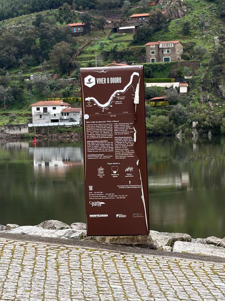 Moradia para Restaurar com Vista Rio-8