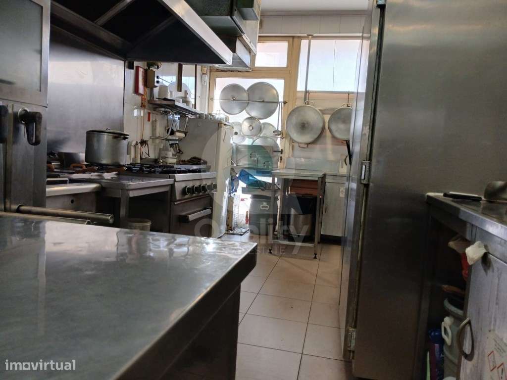 Excelente Pronto a Comer - Take-Away Totalmente Equipado! - Grande imagem: 3/17