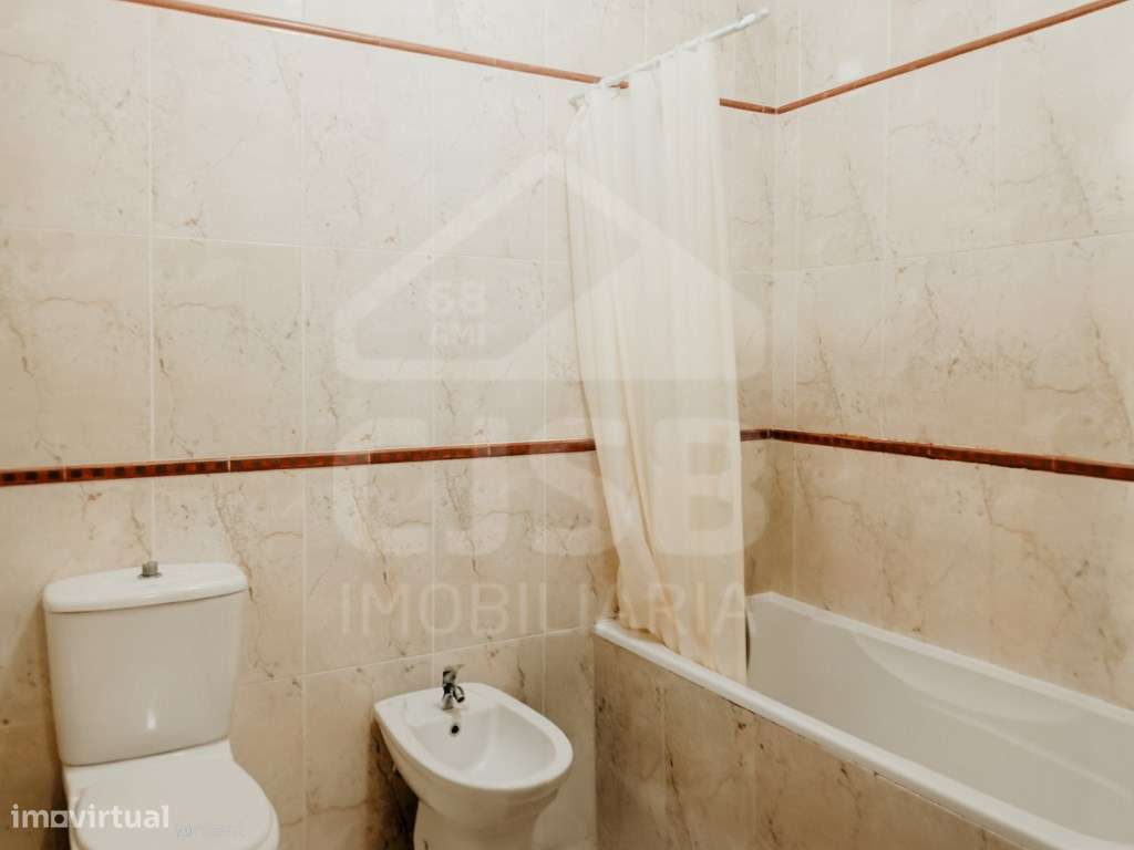 Apartamento T3 em Samora Correia-15