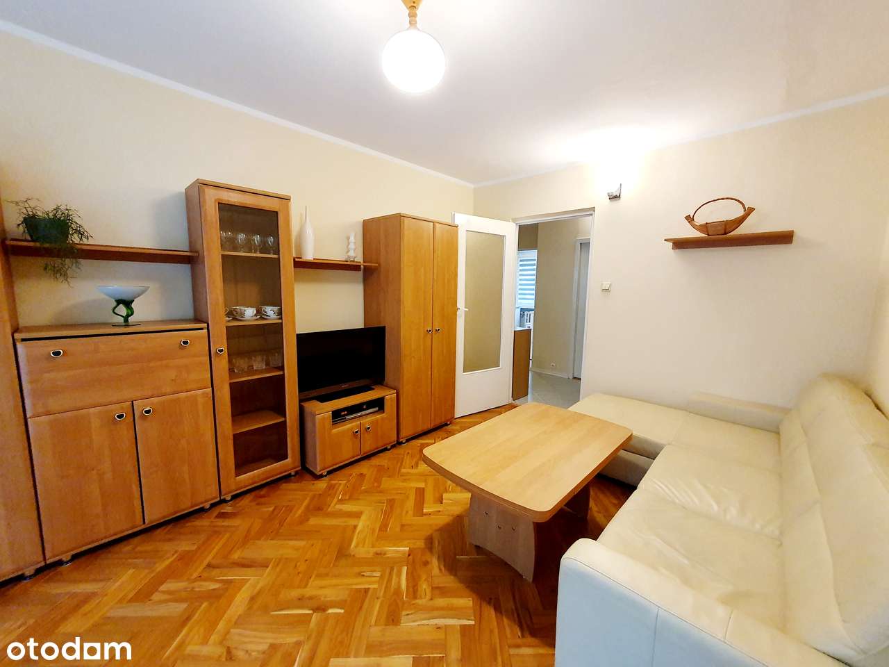 OKAZJA  -  LSM, 2 POKOJE-0