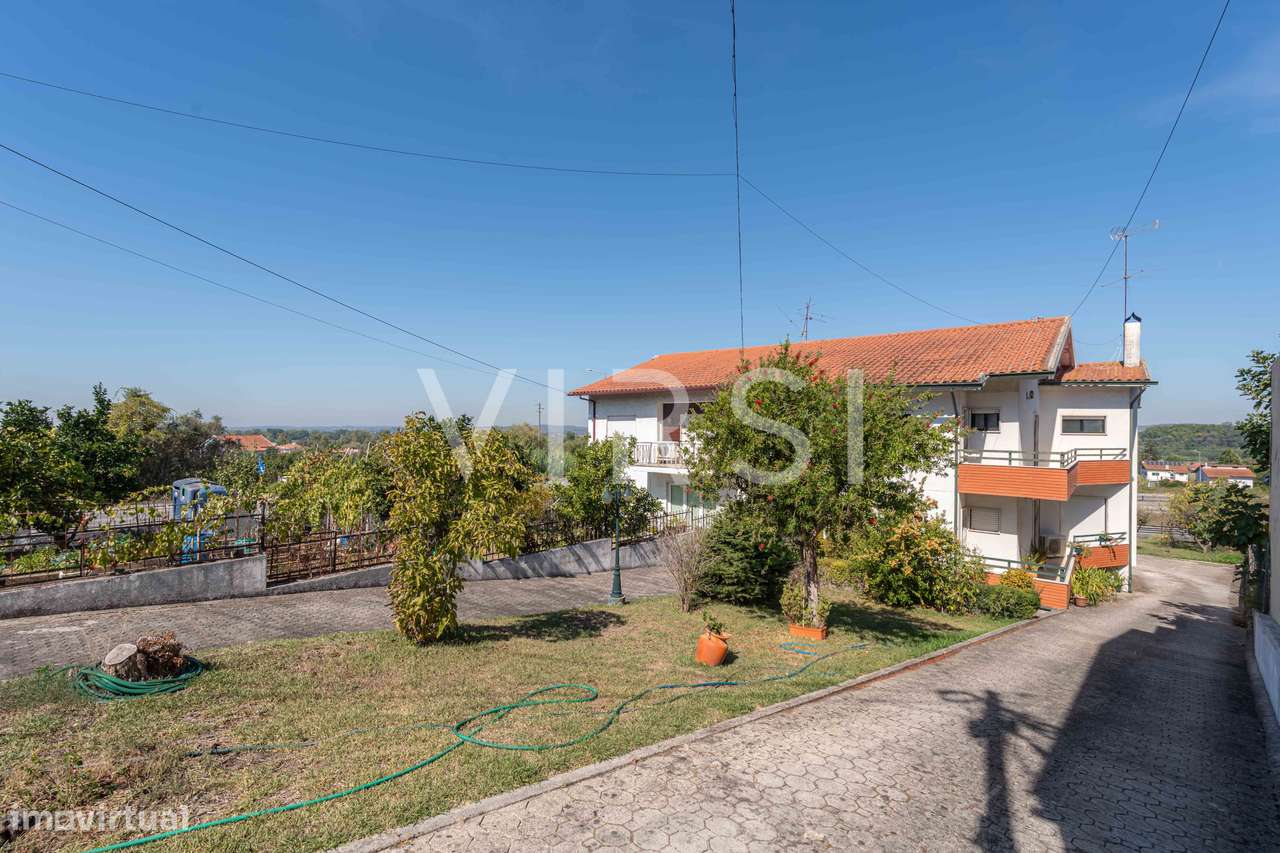 T3 com sótão, 2 garagens e amplo espaço exterior - São Martinho do...-45