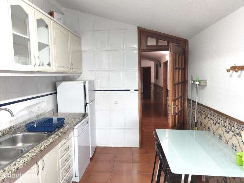 Apartamento T3 a 2 minutos do polo I da UBI - Grande imagem: 5/12