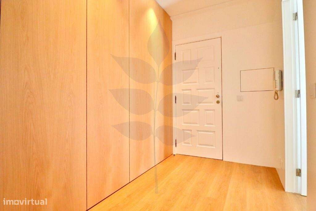 Venda apartamento T2 totalmente renovado em Maximinos-39
