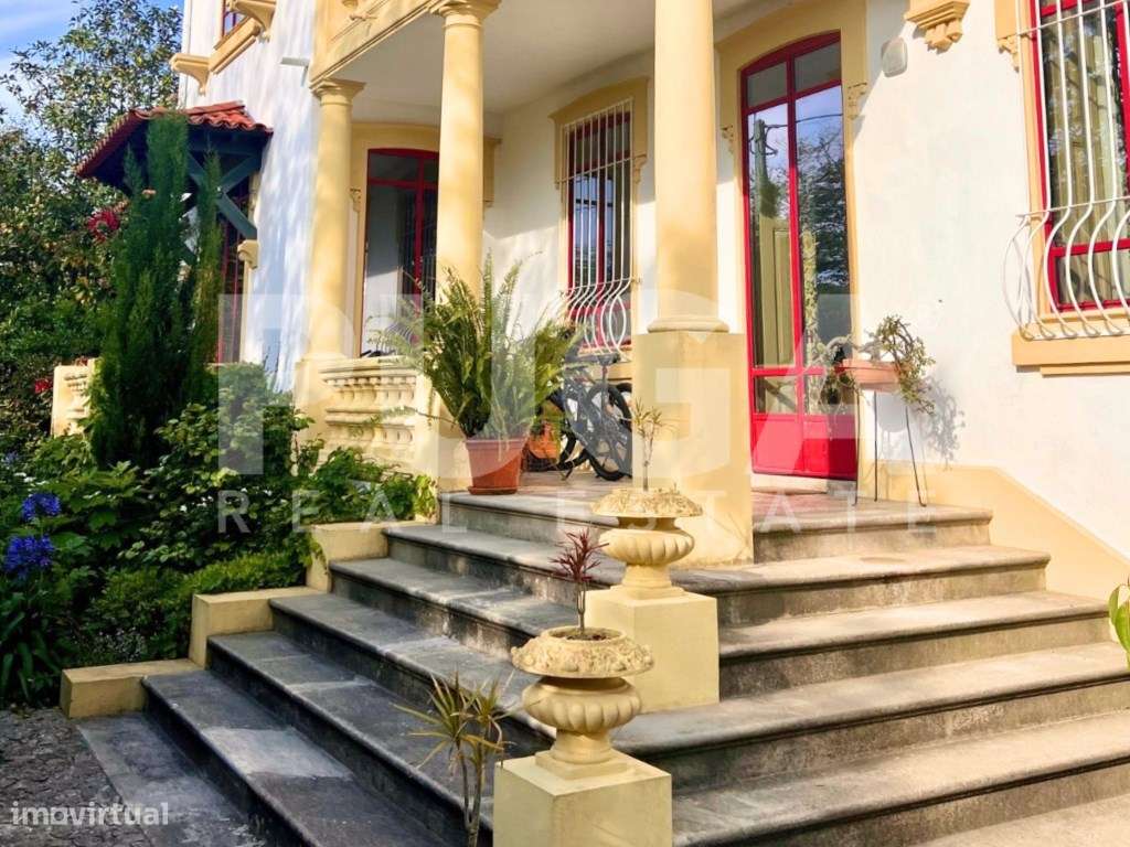 Palacete Centenário T5 em Miramar | Identidade Histórica e Proximid...-4