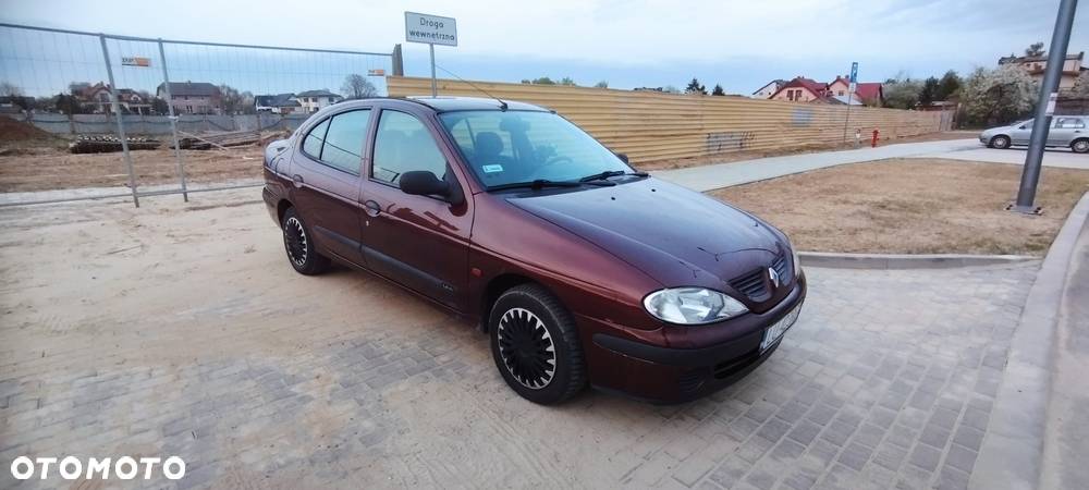 Renault Megane Classic 1.4 RL - 1