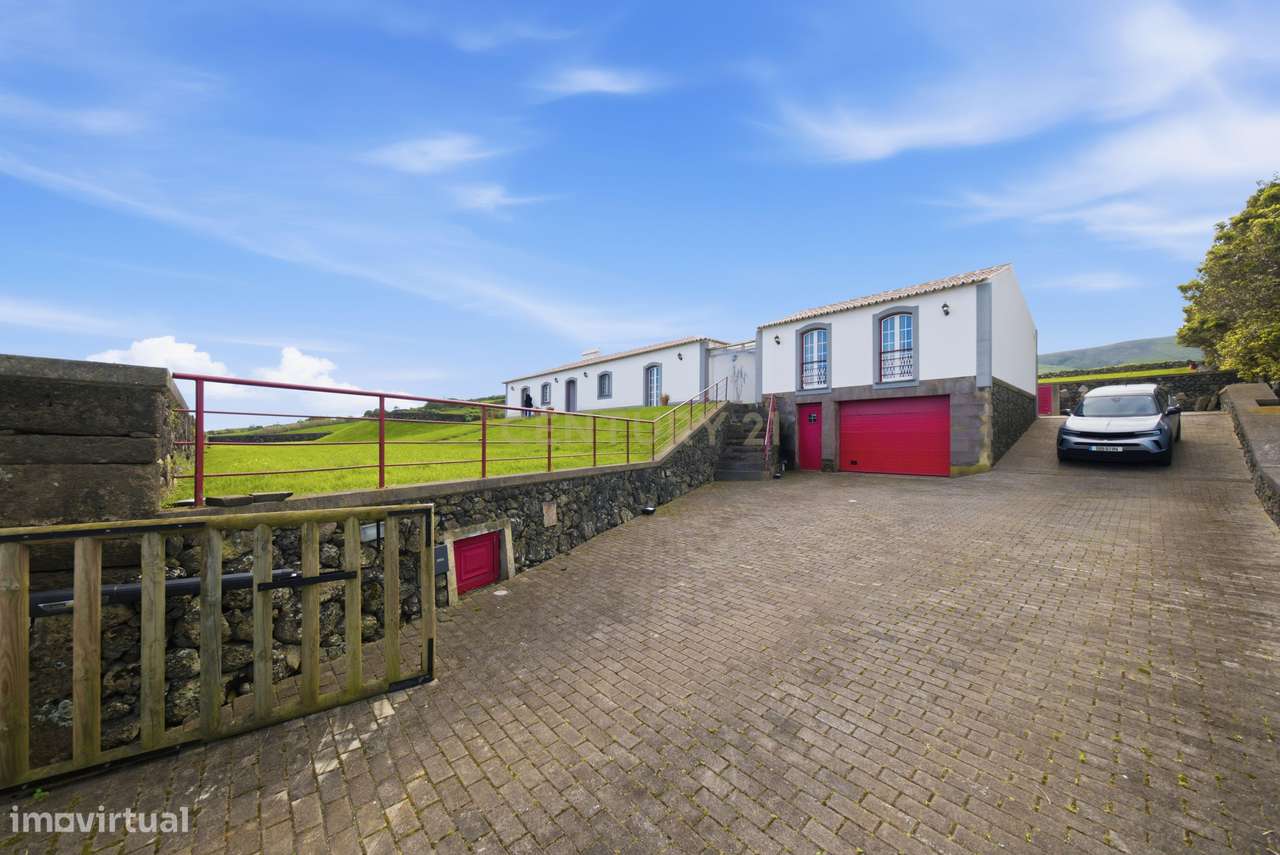 Fantástica moradia T3 com vista deslumbrante em Praia da Vitória. - Grande imagem: 4/31