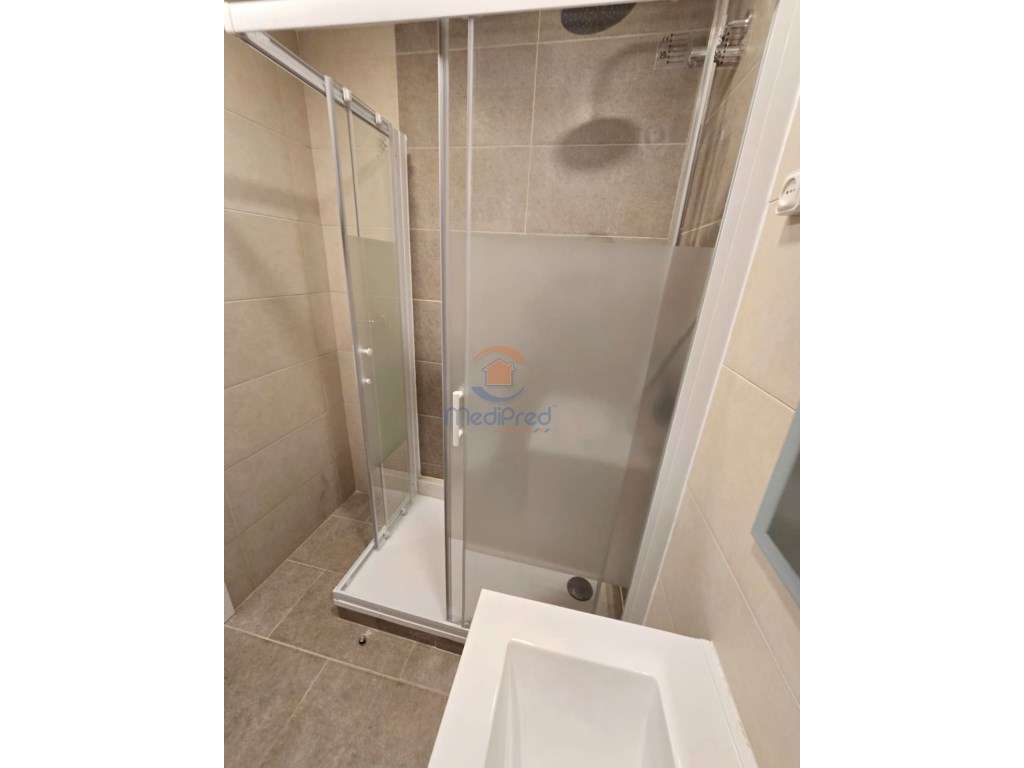 Apartamento T3 Totalmente Remodelado | Camarate, Loures-21