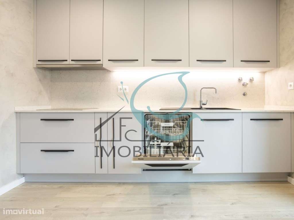 Excelente apartamento T3+1 Duplex, 1 Terraço e garagem/box, no Montijo - Grande imagem: 5/46