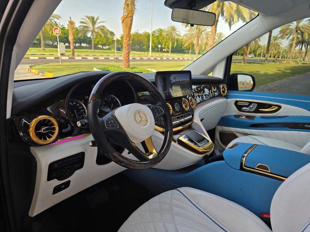 Mercedes-Benz V II (2014-) 300 extralang 9G-TRONIC Special Edition Avantgarde 2023