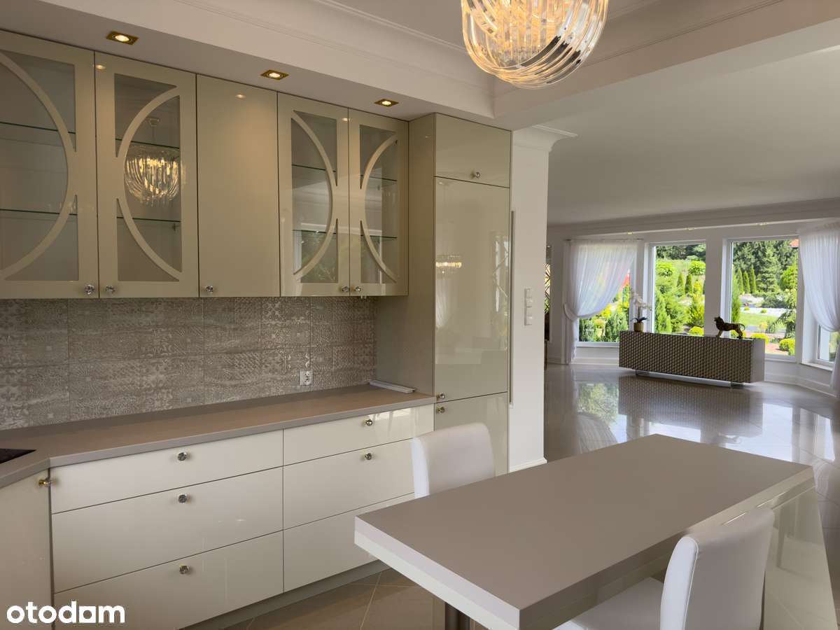 Willa  w Wiszni Małej z pompą ciepła Junkers i odwiertami 3×100 m-2