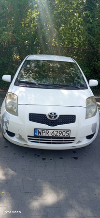 Toyota Yaris 1.0 Luna A/C - 5