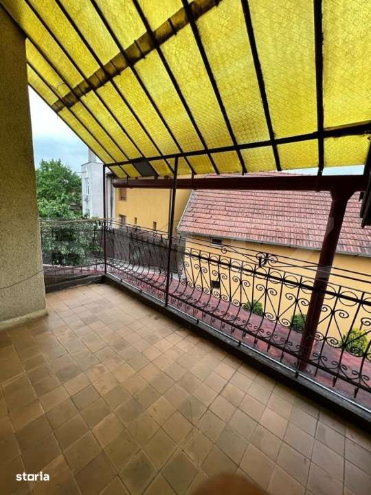 Casa 274 mp, teren 443 mp, zona centru LIVADA, pretabila si ptr uz com - Imagine principală: 4/19