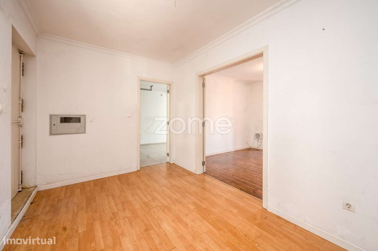 CASA EXCLUSIVA NA RUA DA COSTA (entre as Necessidades e Alcântara)-23