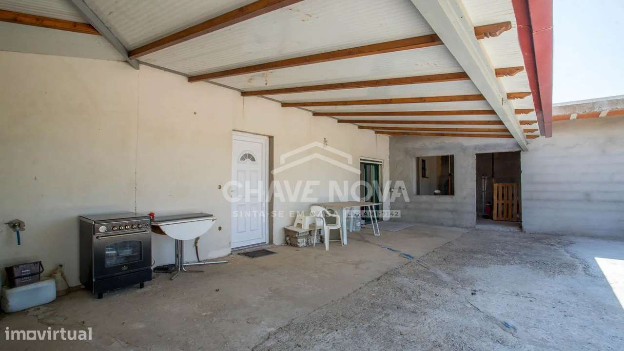 Moradia T4 com 1,355 Hectares de Terreno | Outeiro | Bragança-18