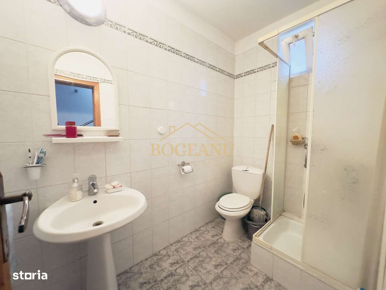 BG119-Vila 4 camere cu Spatiu comercial-COMISION 0% - Imagine principală: 5/13