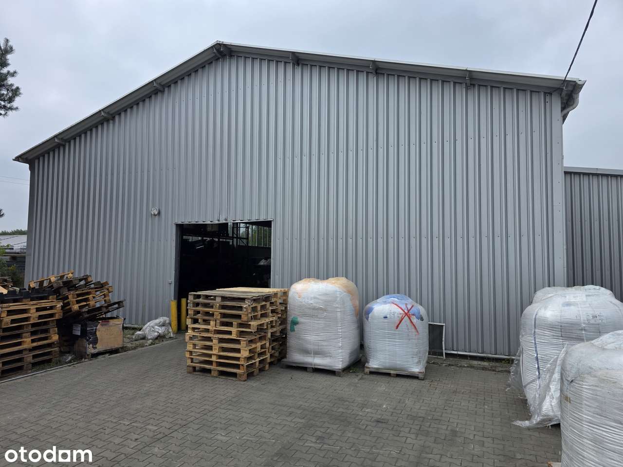 Obiekt produkcyjno-magazynowo-biurowy-17