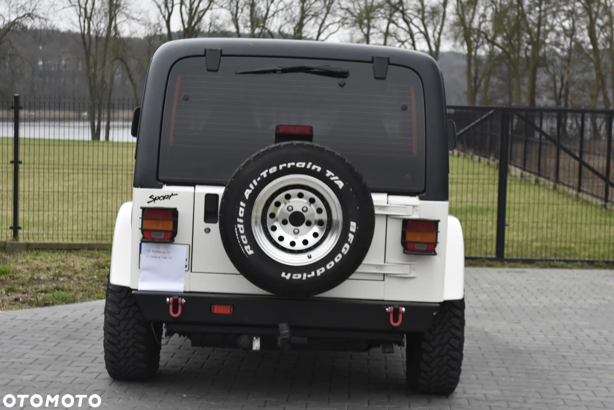 Jeep Wrangler 2.5 Sport - 32