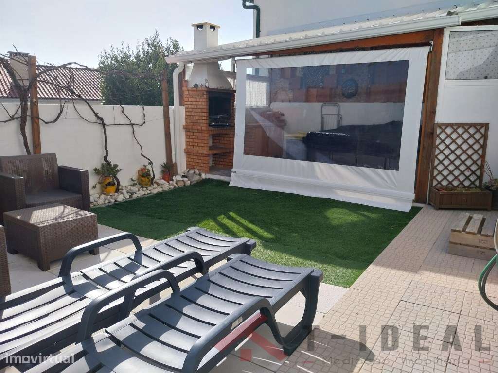 Moradia T3+1 próxima das praias-28