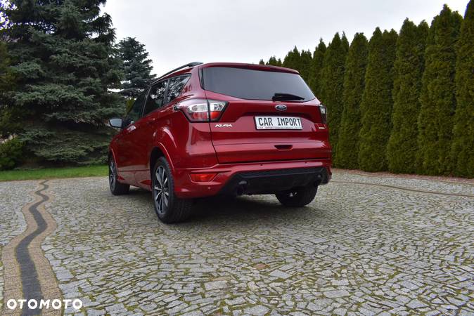 Ford Kuga 1.5 EcoBoost 2x4 ST-Line - 17