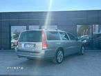 Volvo V70 2.4D Momentum - 20