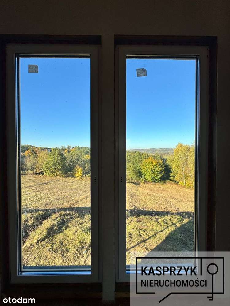 Duża działka z domem niskoenergetycznym.-7